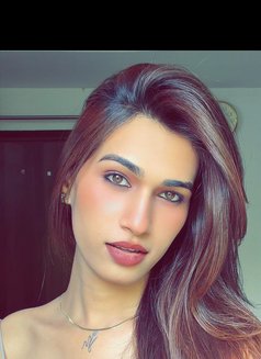 Advika - Transsexual adult performer in Gurgaon Photo 10 of 10