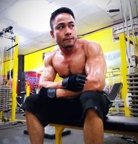 Ady Sixpack - Male escort in Singapore