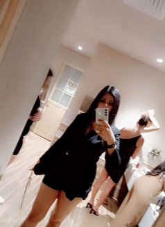 Aeeni Pakistani - escort in Dubai Photo 3 of 5