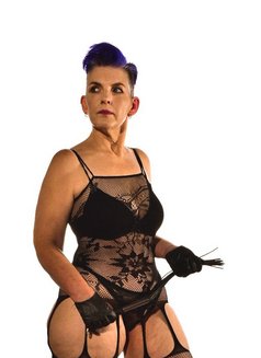 Aela Amethyst - escort in Cape Town Photo 2 of 4