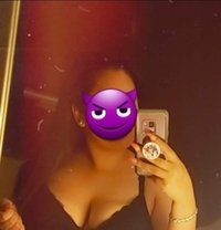 Aeni - escort in Al Ain