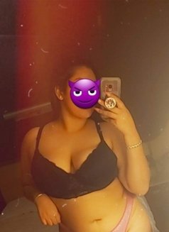 Aeni - escort in Al Ain Photo 2 of 2