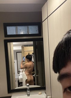 Aeri - Acompañantes masculino in Al Ain Photo 3 of 7