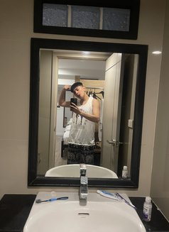 Aeri - Acompañantes masculino in Al Ain Photo 4 of 7