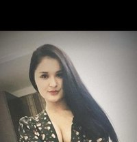 Escorts in gurgaon🧏‍♀️Genelia - puta in Gurgaon