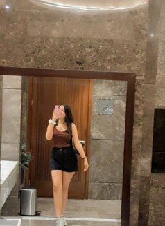 Aerocity Escorts New Delhi - puta in New Delhi Photo 1 of 7