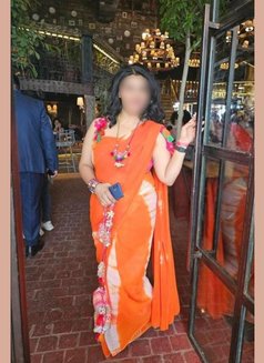 Aerocity - escort in New Delhi Photo 6 of 6