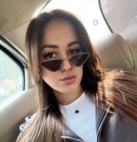 Russian escorts agency Aerocity - puta in New Delhi