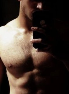 Aerocity Male Escort Service - Male escort in New Delhi Photo 1 of 4