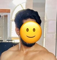 Aesthetic Muscular Daddy—Tall & Tempting - Male escort in Bangalore