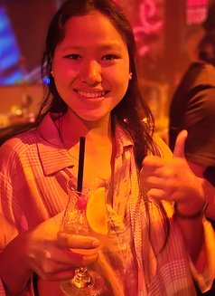 Aesun - puta in Bali Photo 3 of 5