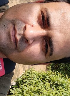 Afajal - Male escort in New Delhi Photo 1 of 2