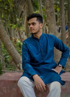 Afif - Acompañantes masculino in Dhaka Photo 2 of 2