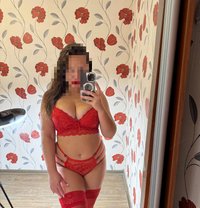 Afina - escort in Lyon