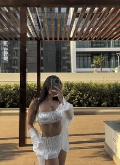 Afra - escort agency in Muscat Photo 7 of 7