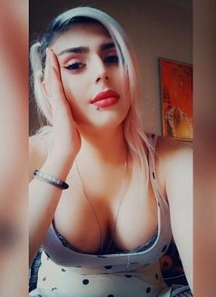 AFRA SELİN - Transsexual escort in İstanbul Photo 8 of 11