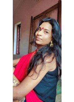 Afreen - Transsexual escort in Bangalore Photo 4 of 5