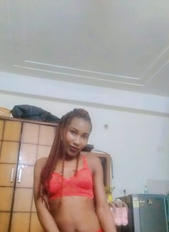 African Alexa +91//708587//9030 - puta in Gurgaon Photo 4 of 4