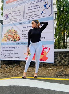 African Anal Queen Jusicy Pussy - puta in Noida Photo 4 of 5