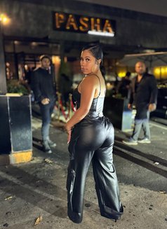 African Ashley +91//956181//9575 - escort in Pune Photo 12 of 17