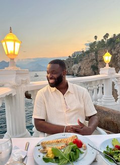 African Bbc Here - Male escort in Mumbai Photo 1 of 4