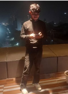 African boy - Male adult performer in New Delhi Photo 4 of 4