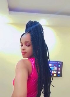 African Chloe Heyzo +91//922042//3152 - puta in Gurgaon Photo 4 of 15