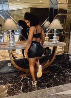 African Cindy Kush +91//813183//5198 - puta in New Delhi Photo 2 of 4