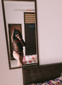 African Ella +91//708559//9941 - escort in Gurgaon Photo 3 of 4