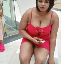 African Ella +91//879472//7702 - puta in Rajkot Photo 1 of 3