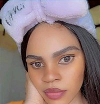 AFRICAN ESCORT ( 8119878 250) - escort in Noida