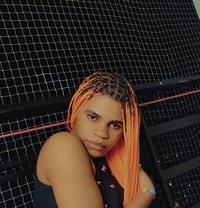 Daisy African ( +91 // 84130 // 90802) - puta in Noida