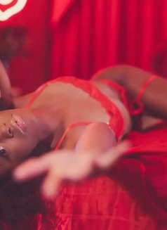 Honey( +91 // 78368 // 15374 ) - escort in Noida Photo 6 of 7