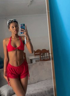 African Escort Girl ( 84148 // 59996 ) - escort in Noida Photo 3 of 6