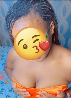 African Escort Girl Ac Room 🌬️ R - escort in New Delhi Photo 2 of 5