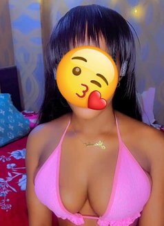 African Escort Girl & 🌬Ac Room 🥶🌬️ - puta in New Delhi Photo 2 of 5