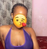African Escort Girl & 🌬Ac Room 🥶🌬️ - escort in New Delhi Photo 6 of 9