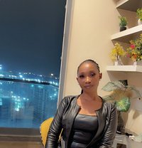 African Escort Girl🥶ac Room 🌬️ - escort in Noida