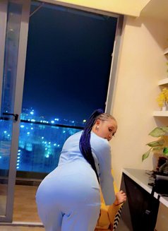 African Escort Girl🥶ac Room 🌬️ - escort in Noida Photo 4 of 4
