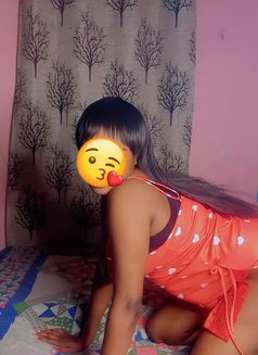 African Escort Girl Ac Roomellah - escort in New Delhi Photo 6 of 6