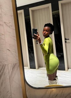 AFRICAN ESCORT GIRL JUICY LIPS - escort in Gurgaon Photo 4 of 5