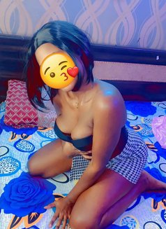 African Escort Girl - escort in New Delhi Photo 2 of 6