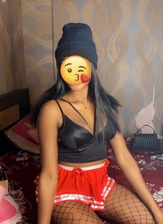 African Escort Girl - puta in New Delhi Photo 4 of 5