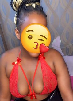 African Escort Girl - puta in New Delhi Photo 4 of 5