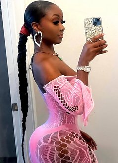 Poller - escort in Noida Photo 4 of 4