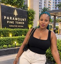 African Escort Girlac Room 🥶 - escort in Noida Photo 1 of 4