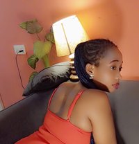 African Escort Girl AC ROOM - escort in Noida