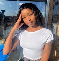 African Escort Nice Looking - puta in Noida