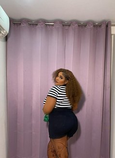 African Gold +91//986359//1197 - puta in Gurgaon Photo 1 of 2