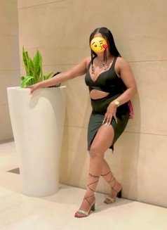 African Flower Girl - escort in Noida Photo 4 of 7